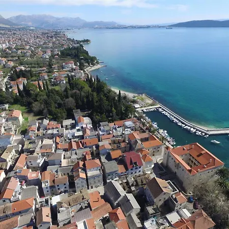 Vitali Сasa de vacaciones Kaštela